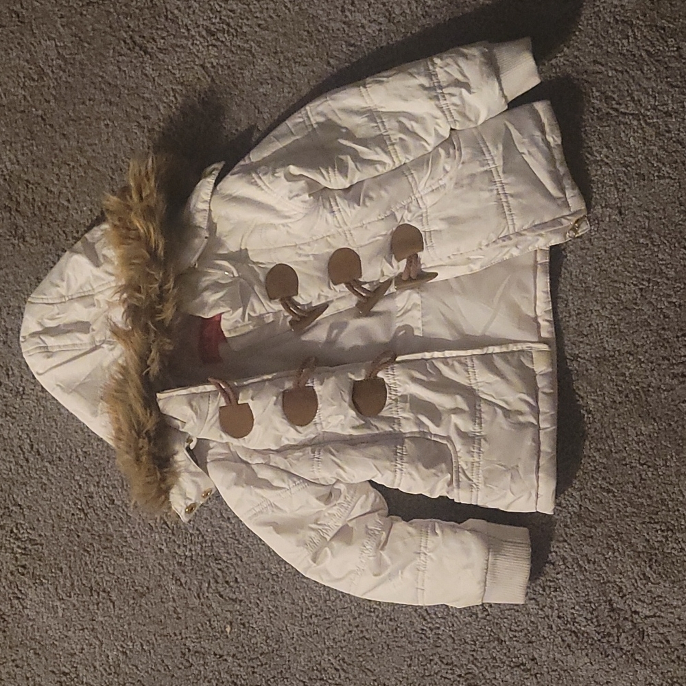 White winter coat size 6T